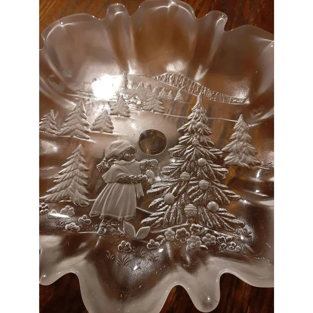Mikasa Christmas Story Pedestal Candy Nut Bon Bon Frosted Glass Holiday Dish
